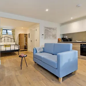 https://luxury-one-bedroom-greenwich-studio-apartment-near.cambridgehotelsuk.com