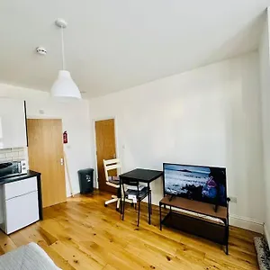 https://se4-self-contained-studio-flat.cambridgehotelsuk.com