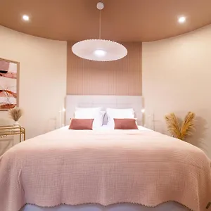 https://apartments-ws-louvre-saint-roch-luxe.fr-paris.fr