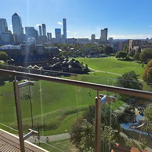  Homestay Cozy Double With Large En Near Canary Wharf With Amazing Views In A Shared
